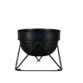 Black Metal Pot With Stand