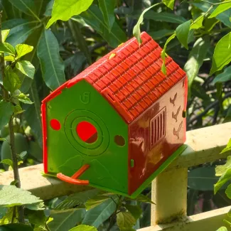 Plastic Folding Bird House
